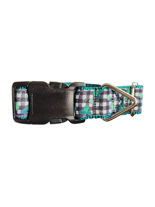 Gingham Clover Nylon Dog Collar | Purrfect Pet Kingdom