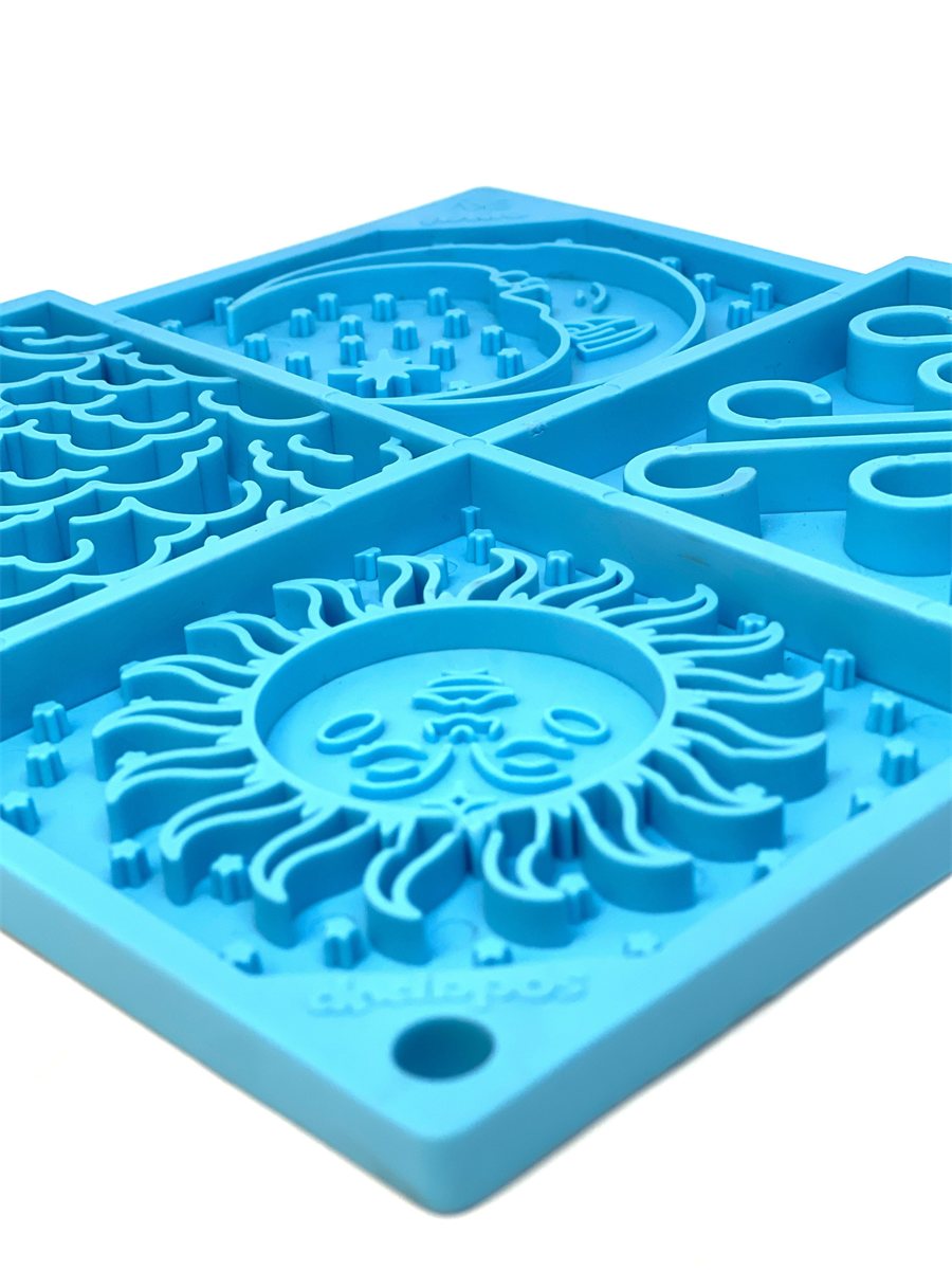 Dog Lick Mat Sky Cloud Pattern Silicone Slow Feeder Food Pad