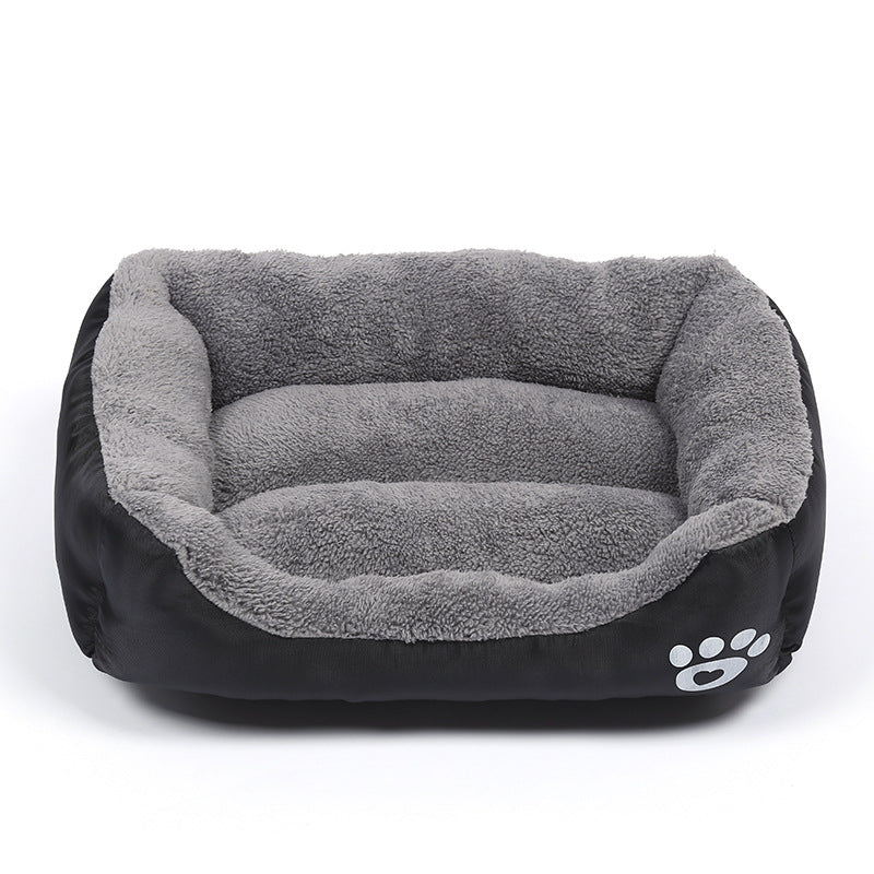 New, soft, and cozy fleece pet bed. Waterproof bottom. Suita