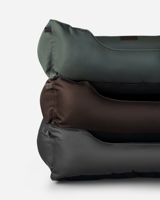 Chester & Lee Waterproof Sleeper Dog Bed Green