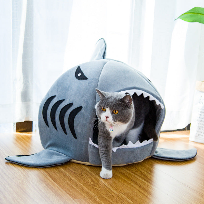 Creative Dual-Purpose Shark Pet Bed Small Dogs And Cats Warm Pet Bed - Purrfect Pet Kingdom™