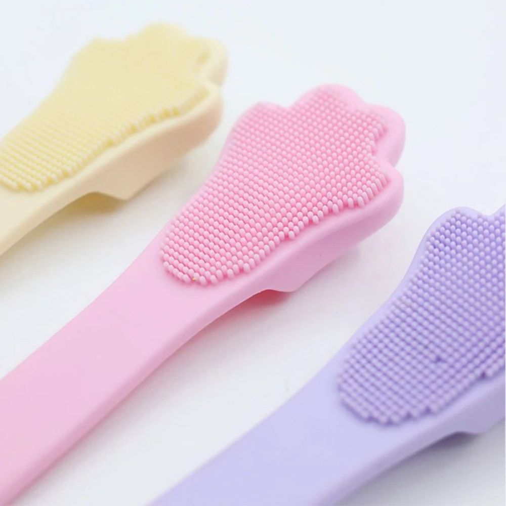 Dog Toothbrush Food Grade Silicone Finger Cleaning Brush Kit - Detail Angle 4 | Majestic Pet Kingdom