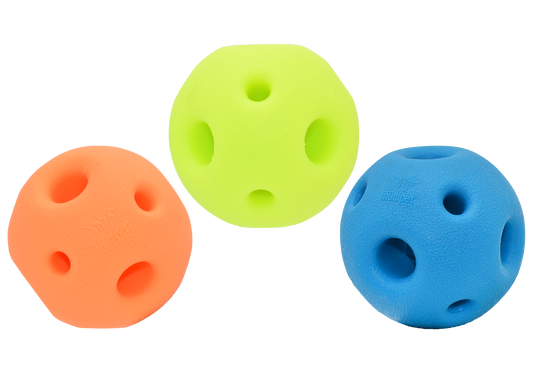 Multipet Breeze®Ball - Assorted Colors 3"
