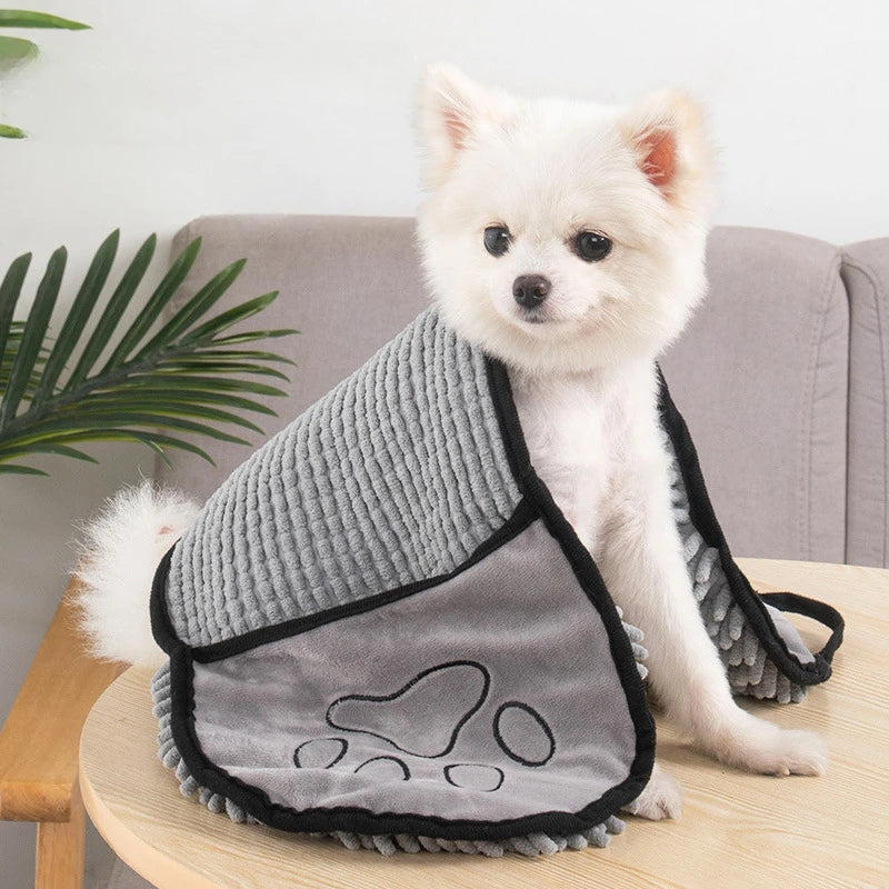 Microfiber Quick-Drying Pet Towel with Pockets - Majestic Pet Kingdom
