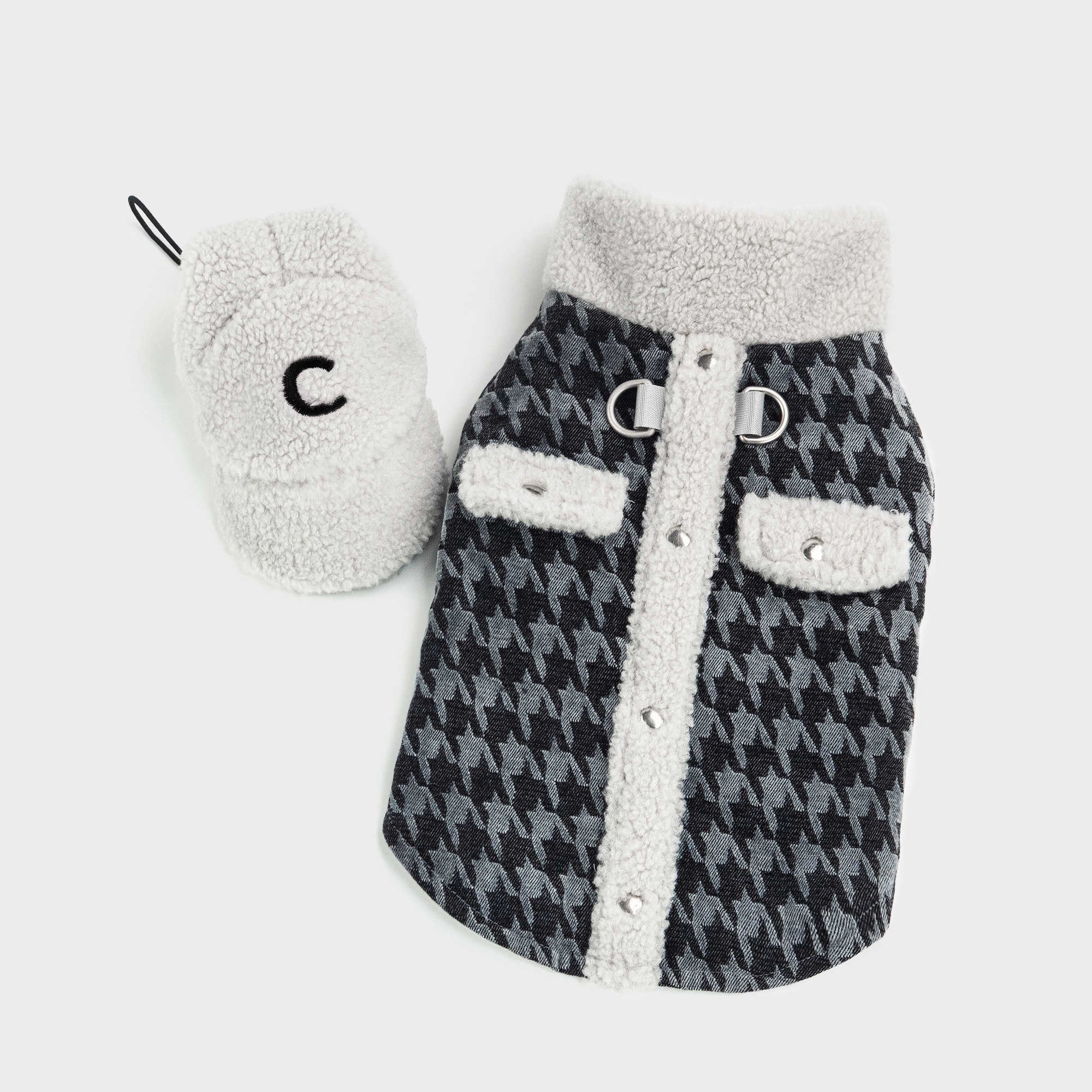 Pet Product - Premium Pet Accessory