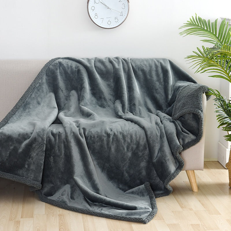 Waterproof Pet Blanket: Thickened Fleece Bed Cover - Majestic Pet Kingdom
