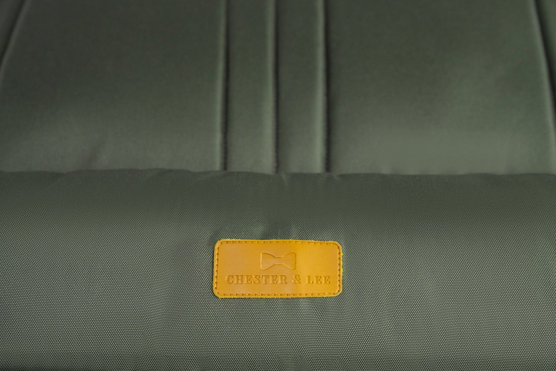 Waterproof Lounger Dog Bed – Oxford Fabric, Large Breed, Green - Majestic Pet Kingdom