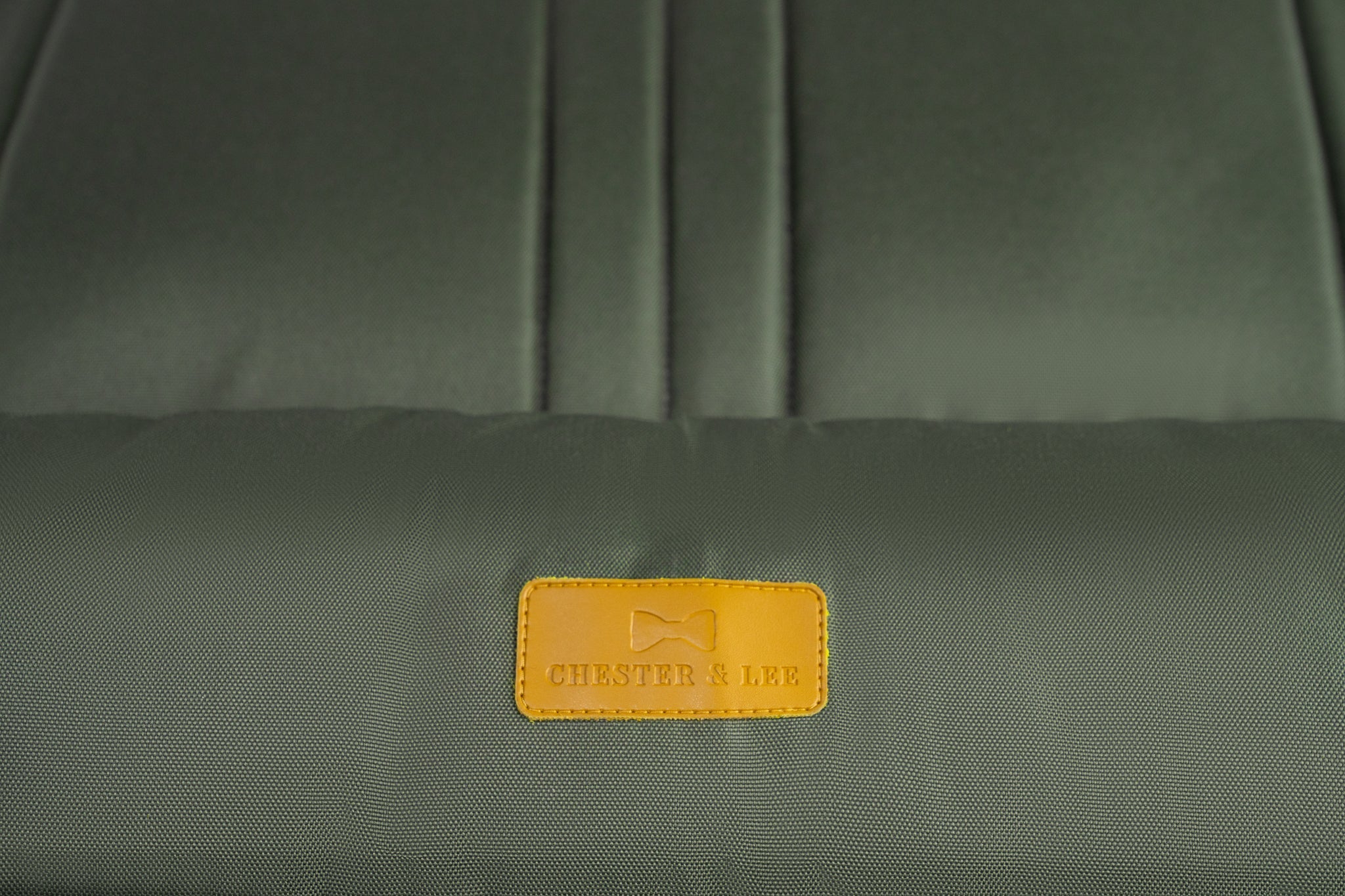 Waterproof Lounger Dog Bed – Oxford Fabric, Large Breed, Green - Majestic Pet Kingdom