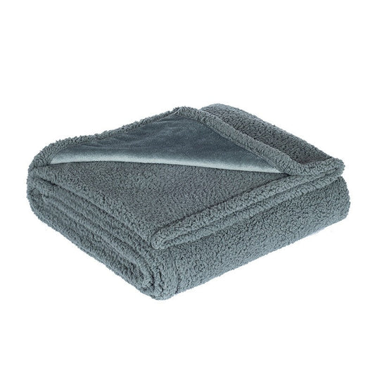 Waterproof Pet Blanket: Thickened Fleece Bed Cover - Majestic Pet Kingdom