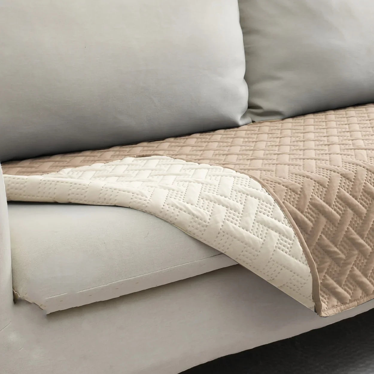 Brick Pattern Anti-Hair Pet Mat, Reversible Waterproof Dog Cushion