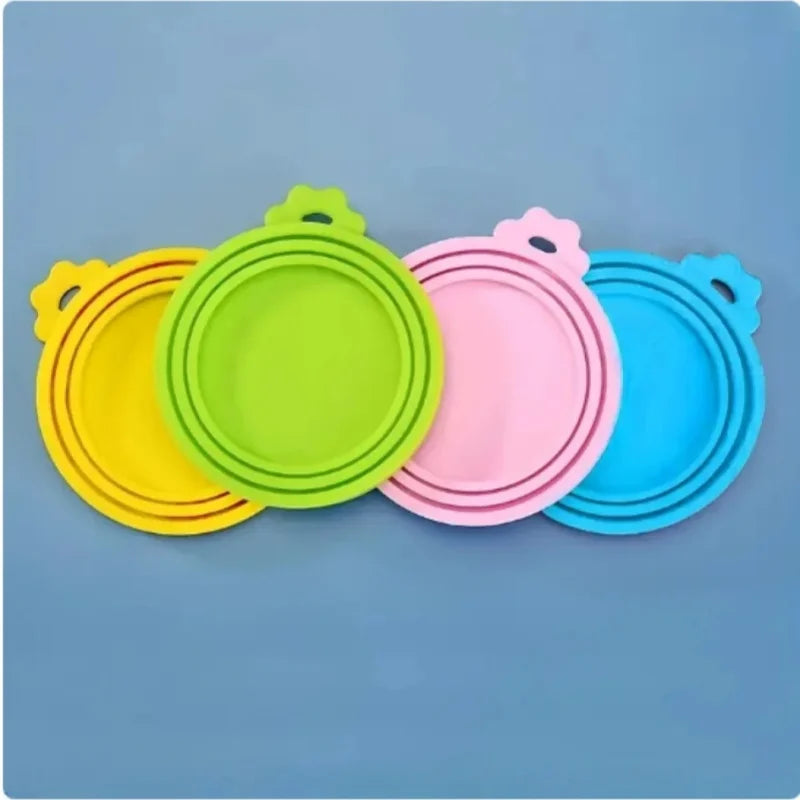 Pet Can Covers Silicone Airtight Lids with Feeding Spoon 2-Pack - Detail Angle 3 | Majestic Pet Kingdom
