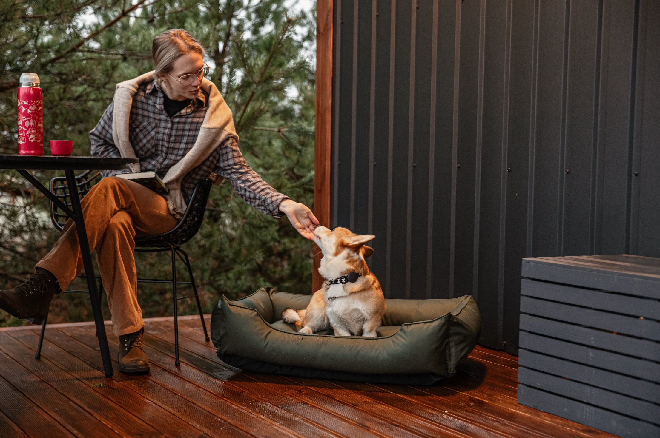 Waterproof Dog Bed – Oxford Fabric, Indoor Outdoor, Green - Majestic Pet Kingdom