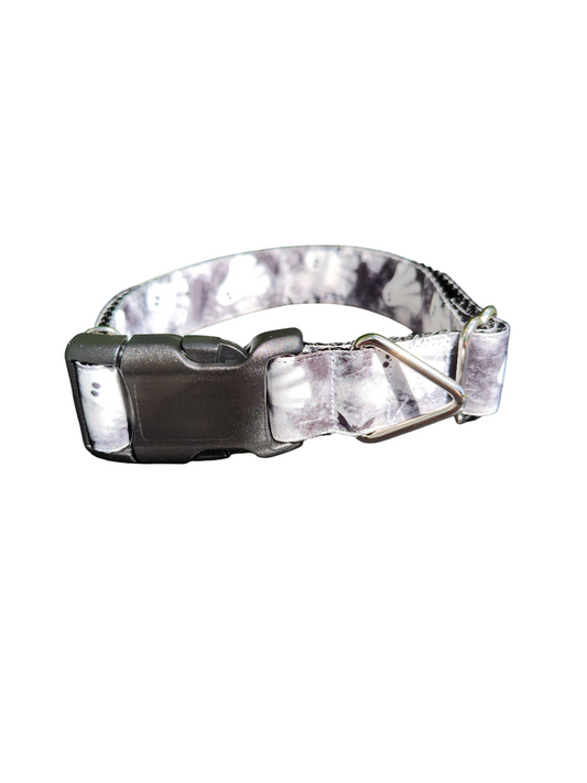 Black and White Ghosts Nylon Dog Collar | Purrfect Pet Kingdom