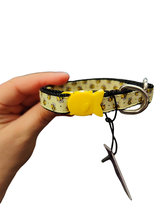 1/2" Yellow Bees Nylon Dog / Cat Collar