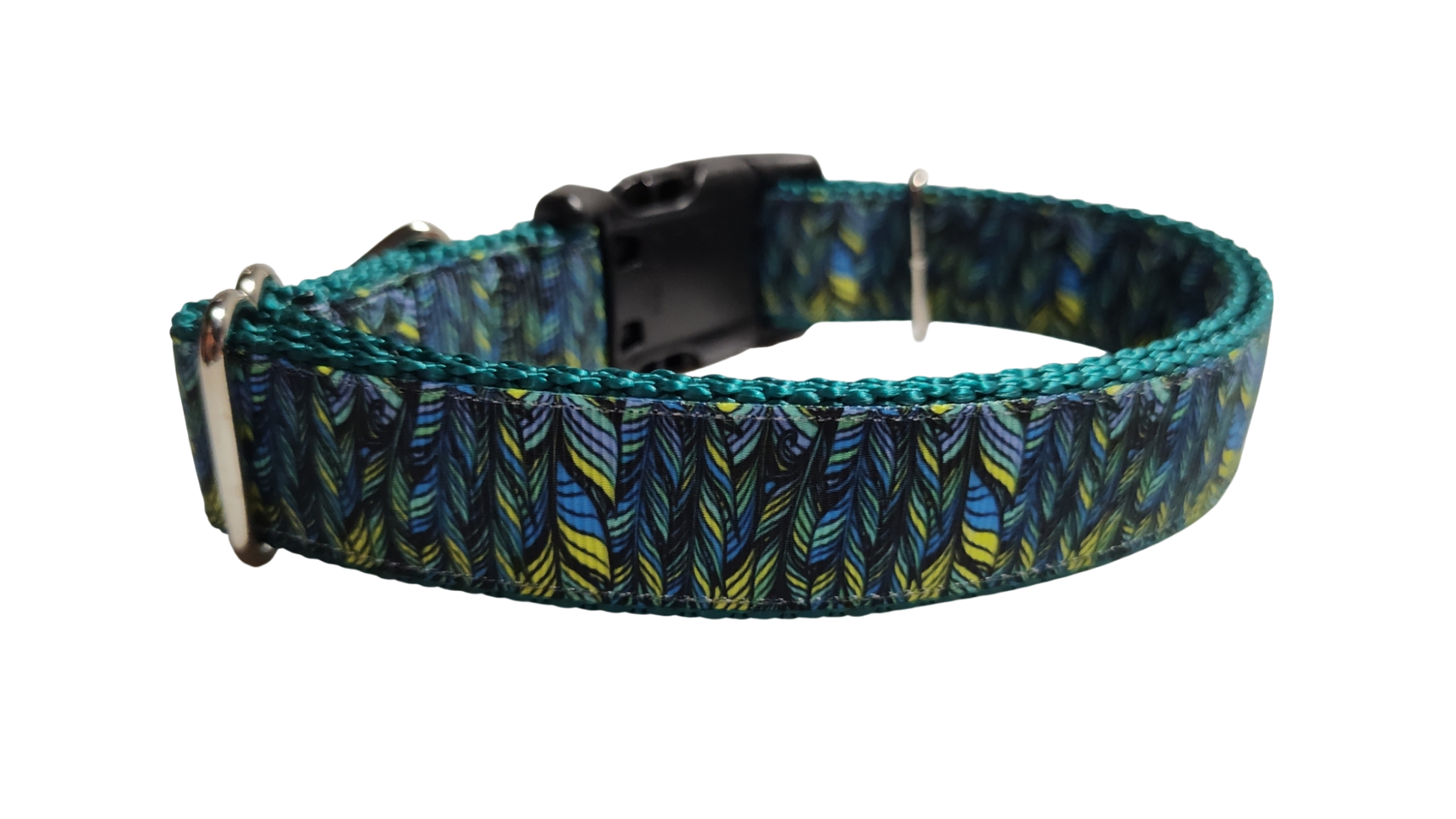 Green Feathers Pattern Nylon Dog Collar | Purrfect Pet Kingdom