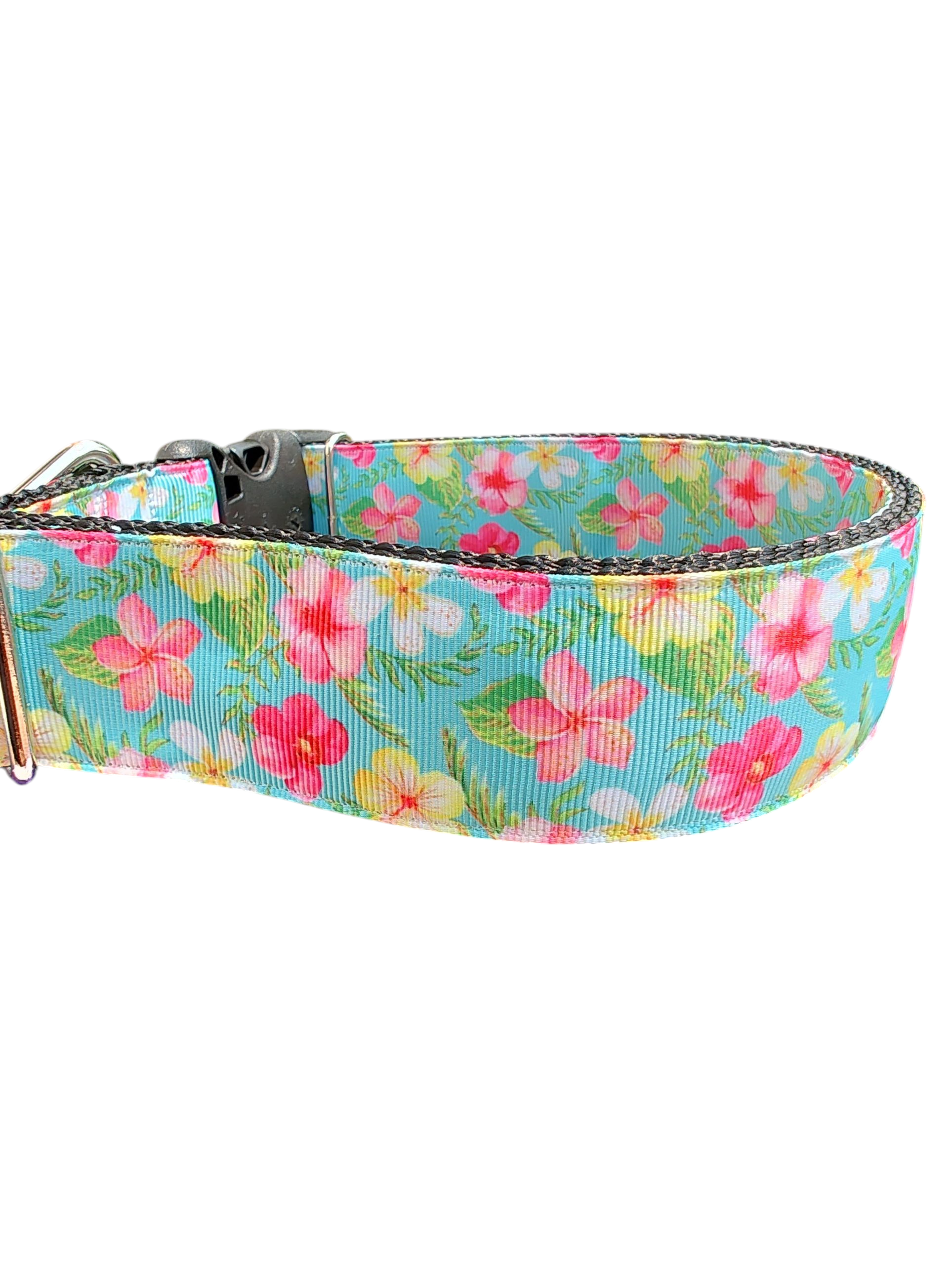 1.5" Wide Island Flowers Nylon Dog Collar | Purrfect Pet Kingdom
