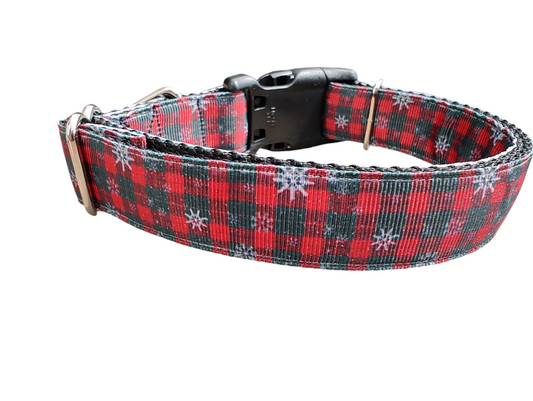 Snowflake Check Plaid Christmas Nylon Dog Collar | Purrfect Pet Kingdom