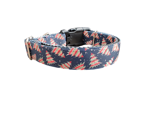 Striped Trees Christmas Nylon Dog Collar | Purrfect Pet Kingdom