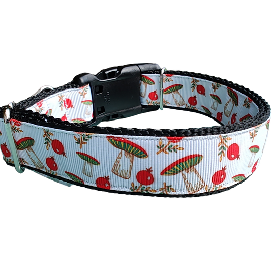 Mushrooms and Berries Nylon Dog Collar | Purrfect Pet Kingdom